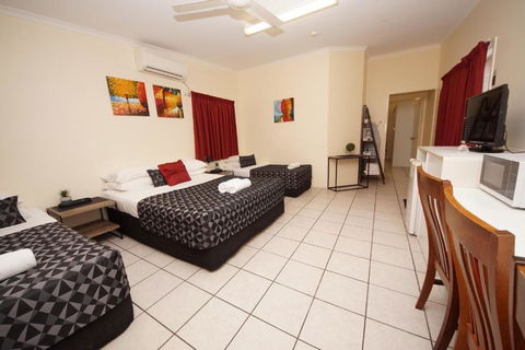 Parkside Motel Ayr - Southport Accommodation 1