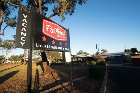 Parkview Motor Inn - Southport Accommodation 3