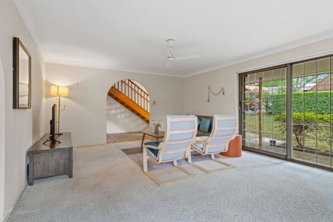 Peaceful 4BR At Sunnybank CBD With 2Parking Yard And Mall - Southport Accommodation 2