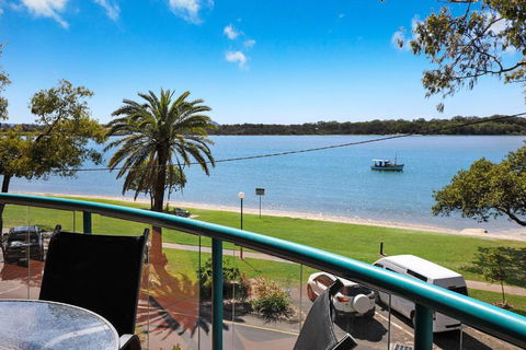 PICNIC7- PICTURE PERFECT PICNIC POINT - Southport Accommodation 1
