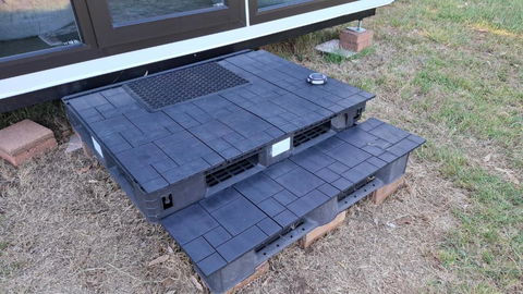 Pod Tiny Home - Southport Accommodation 2