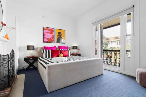 Port Paradiso - Southport Accommodation 3