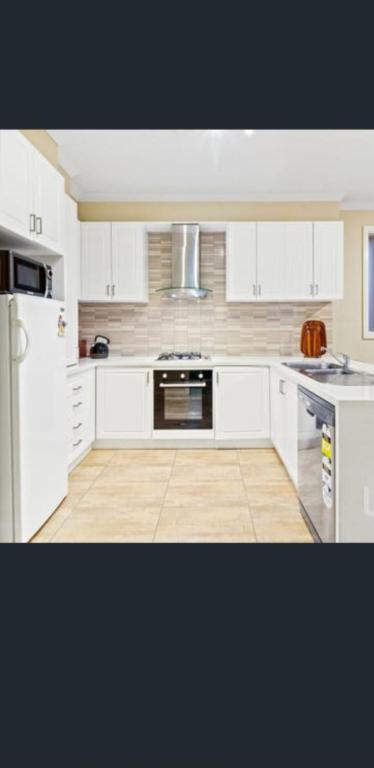 Private Room2 20 Minute CBD And Airport - Southport Accommodation 0