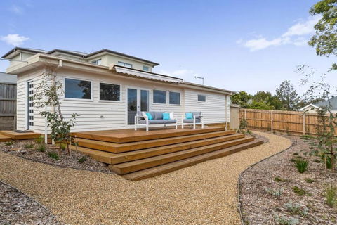 Quiet, Luxurious Guest House - Couples Retreat - Southport Accommodation 0