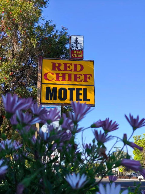 Red Chief Motel - Accommodation Southport 0