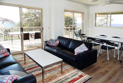 At Cylinder Unit 3 - Southport Accommodation 3