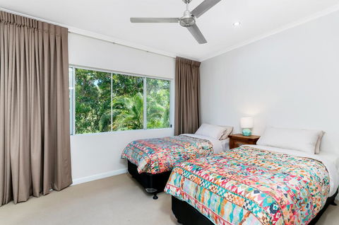 Attenborough Apartments - Southport Accommodation 1