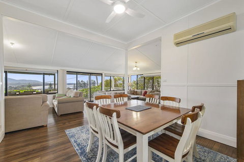 Aurelia, 14 Stewart Street - Accommodation Southport 2