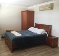 Aussie Hotel  Motel - Southport Accommodation