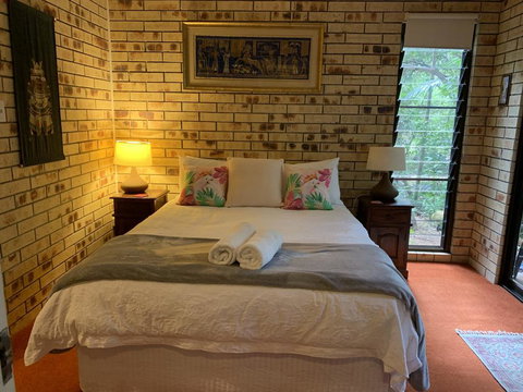 Avalon - Accommodation Southport 1