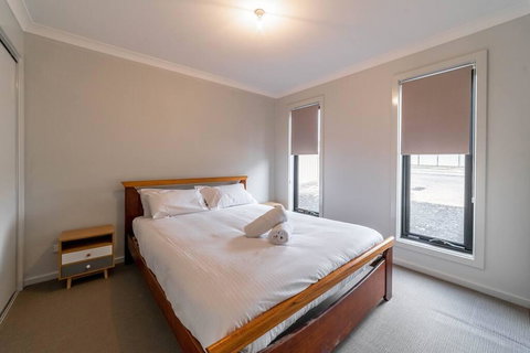 Averys Retreat - Accommodation Southport 2