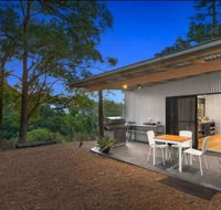 Avoca Beach and Bush - Southport Accommodation
