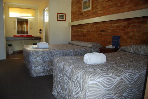 Avocado Motor Inn - Accommodation Southport 1