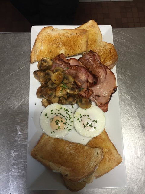 Avondel Motor Inn - Accommodation Southport 2