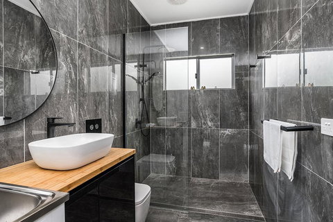 Azur Byron Bay - Accommodation Southport 3