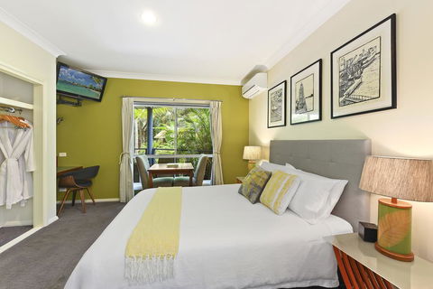 Azura Beach House B&B - Southport Accommodation 3