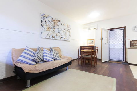 B3 Walk To UWA, Swan River On The Nedlands Border - Southport Accommodation 0