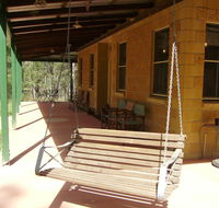 Back to the Bush - Southport Accommodation