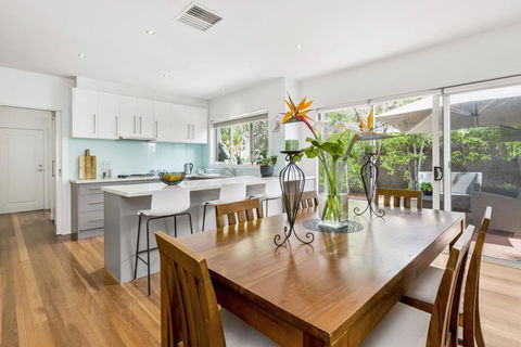 BANGALOW - MORNINGTON - Southport Accommodation 1