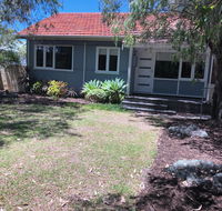 Barefoot Beach Cottage - Busselton - Southport Accommodation