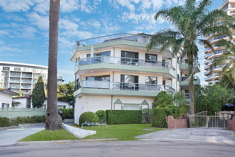 Bayview, Unit 6 - The Entrance, NSW - Southport Accommodation 0