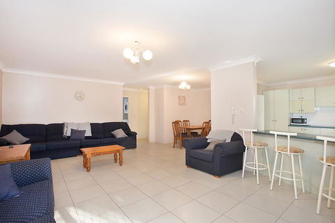 Bayview, Unit 6 - The Entrance, NSW - Southport Accommodation 2