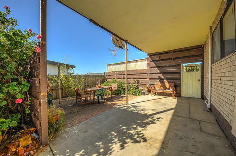 Bayviews - Accommodation Southport 1