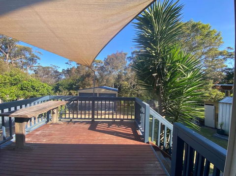 Reel & Relax: 3BR Beach House - Fish, Swim, Surf - Southport Accommodation 1