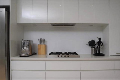 Relax At 36 - Accommodation Southport 2