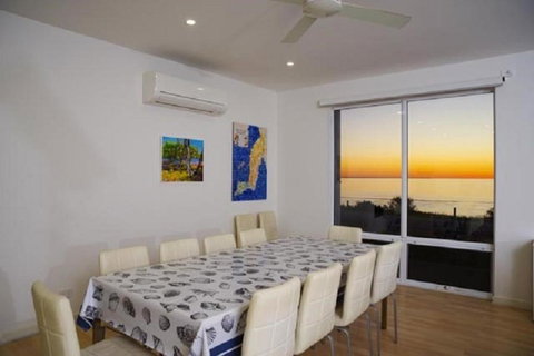 Relax At 36 - Accommodation Southport 3