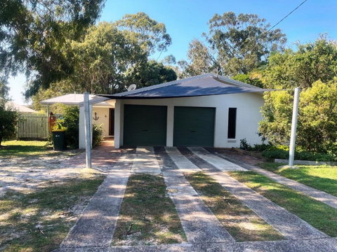 Rise N Shine Rainbow Beach - Accommodation Southport 0
