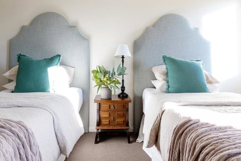 River Run Bright - Southport Accommodation 2