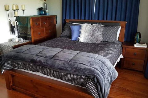 Riverview Place - Southport Accommodation 2