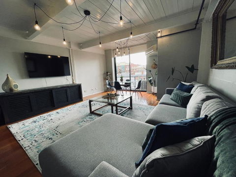 Red Tulip Apartments In Prahran - Southport Accommodation 0