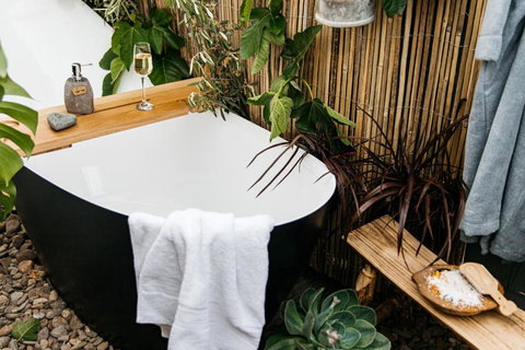 Romantic Retreat In Mornington Peninsula Heartland - Accommodation Southport 3