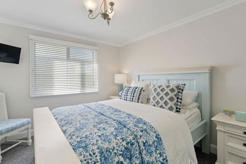 Rose Cottage 3B Hutchinson St Goolwa - Linen Included - Southport Accommodation 1
