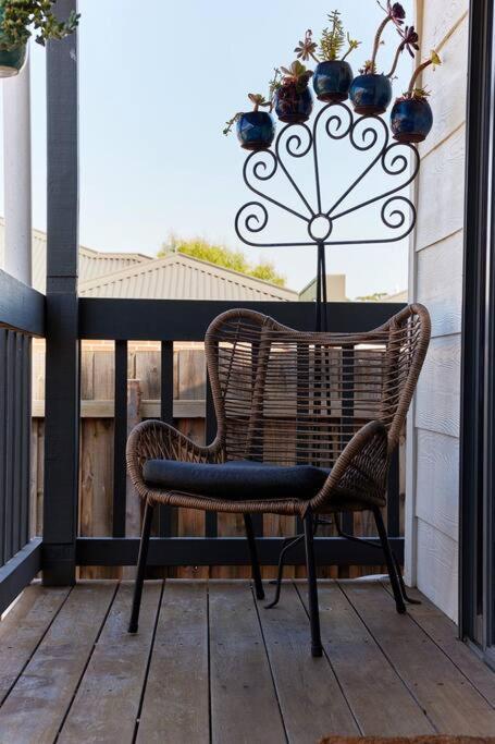 Rose Cottage - Right In Town - Southport Accommodation 3