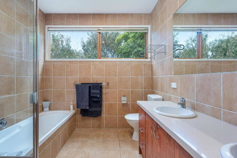 Rose Haven@Blairgowrie - Accommodation Southport 3