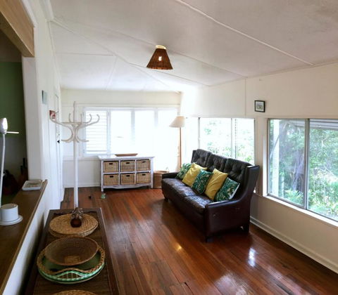 Rosemaree, 24 East Street - Southport Accommodation 1
