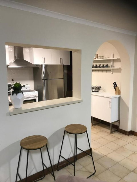 SA House - Accommodation Southport 0