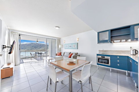 Sails On The Sea - Club Wyndham - Accommodation Southport 1