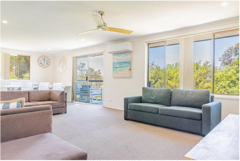 Salt & Sand Getaway - Accommodation Southport 3