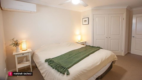 Salt Water Villa Bermagui Four Bedroom Central Location With Wifi - Accommodation Southport 2