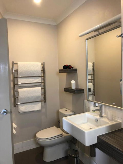 Saltair Luxury Accommodation - Adults Only - Southport Accommodation 3