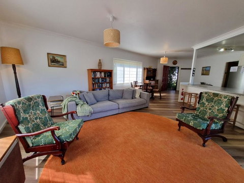 Salty Dog - Accommodation Southport 1