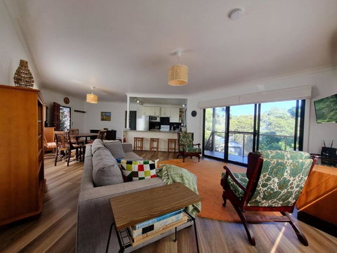 Salty Dog - Accommodation Southport 0