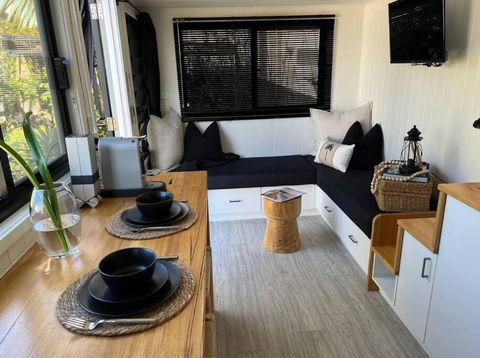 SALTY SOUL KIAMA - Tiny House By The Ocean - Southport Accommodation 0