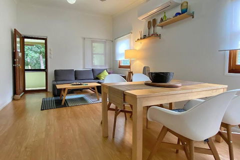 SALTYS AMITY POINT - Southport Accommodation 3