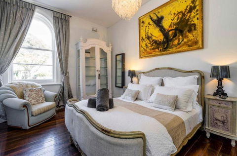 Sanctuary At The Rocks - Southport Accommodation 1