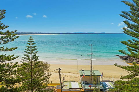 Sandcastle 407 12-24 William Street - Southport Accommodation 3
